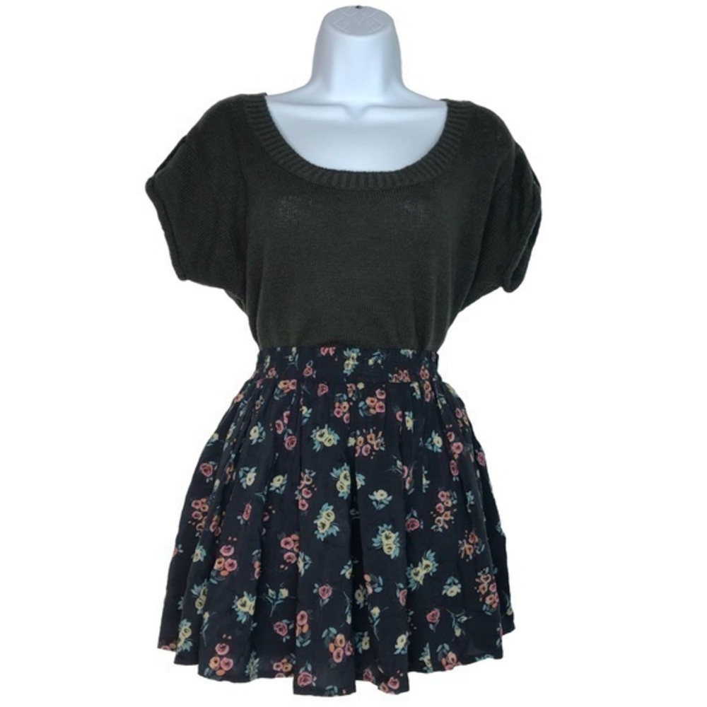 Charlotte Russe Short Sleeve Gray Sweater …